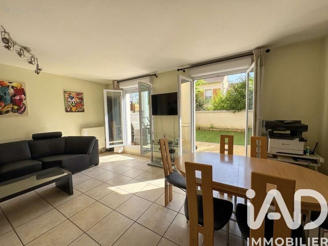 Photo 3 - Appartement à VILLENEUVE-LA-GARENNE