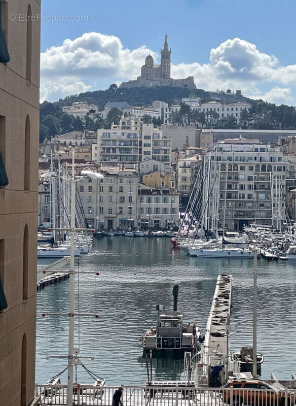 Appartement à MARSEILLE-2E