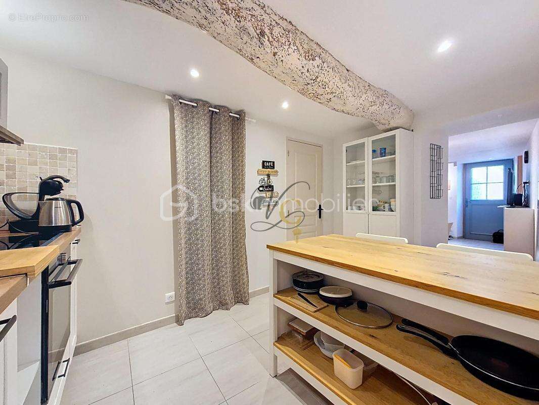 Appartement à L&#039;ISLE-SUR-LA-SORGUE