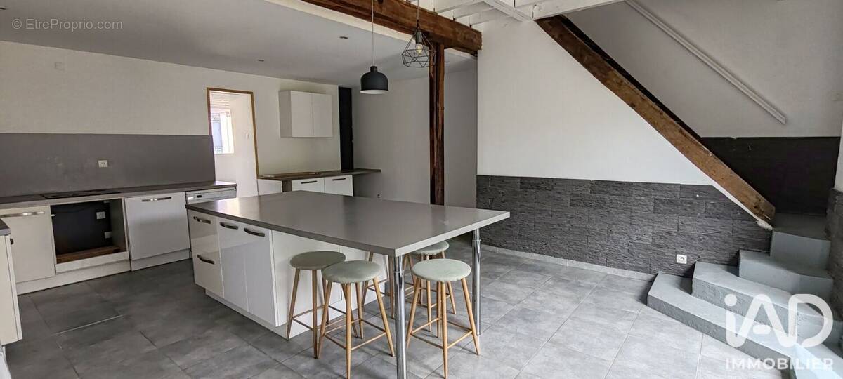 Photo 1 - Maison à LUMIGNY-NESLES-ORMEAUX