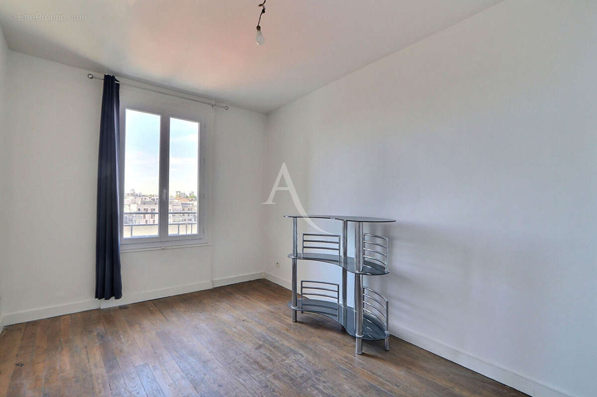 Appartement à AUBERVILLIERS