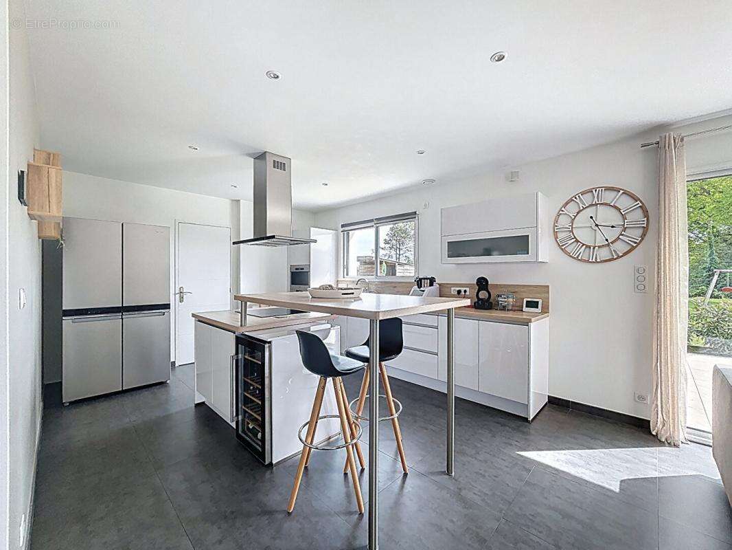 Maison à SAINT-LYPHARD