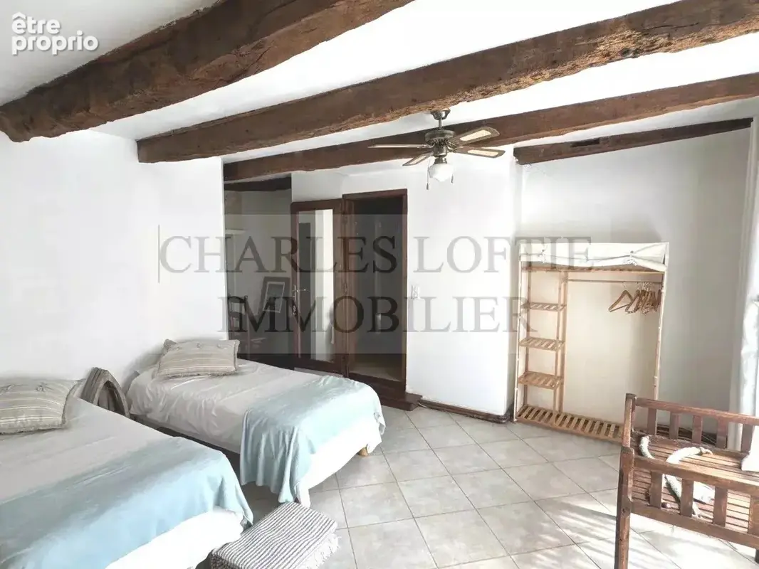 Magnifique propriété de caractère comprenant 2 maisons, piscine et dépendances - photo 11