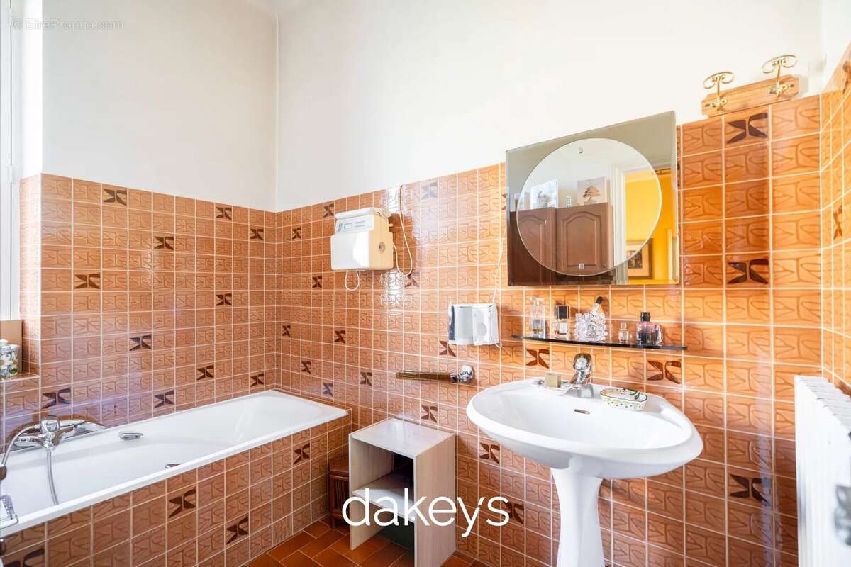 Maison à MARSEILLE-9E