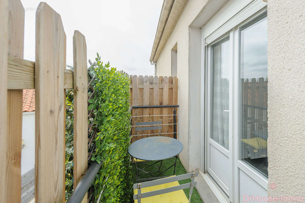 Appartement à ANGOULINS