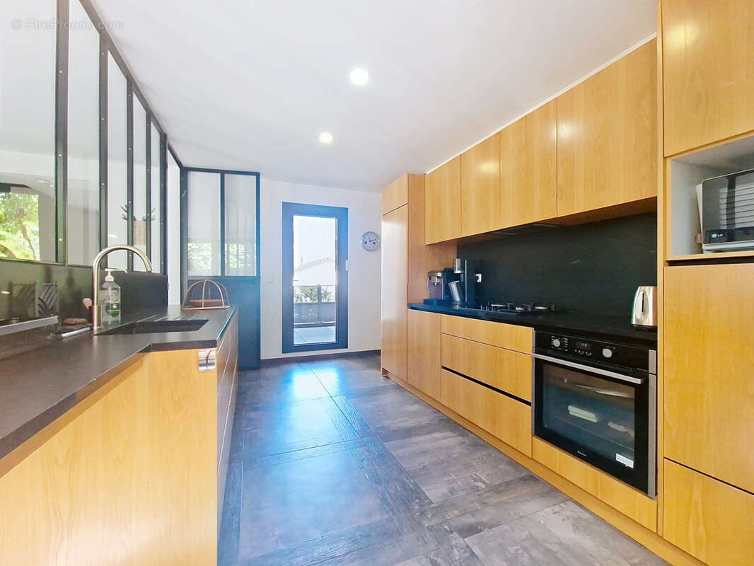 Appartement à GIERES
