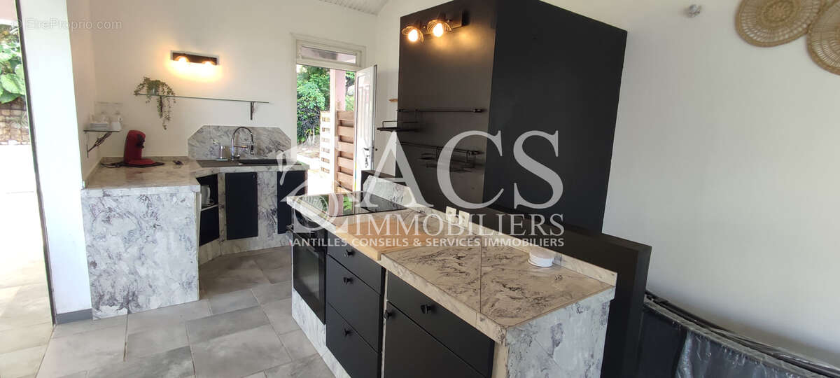 Appartement à LES ANSES-D'ARLET