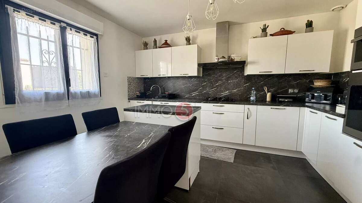 Maison à CLICHY-SOUS-BOIS