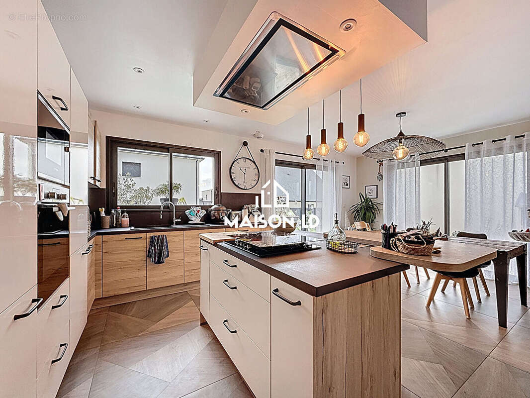 Maison à BRETTEVILLE-SUR-LAIZE