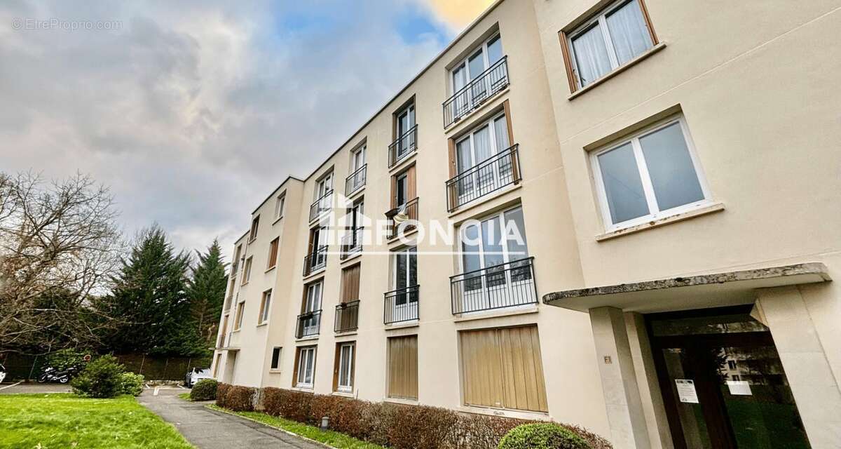 Appartement à VERSAILLES