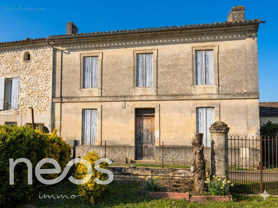 Maison à GENISSAC