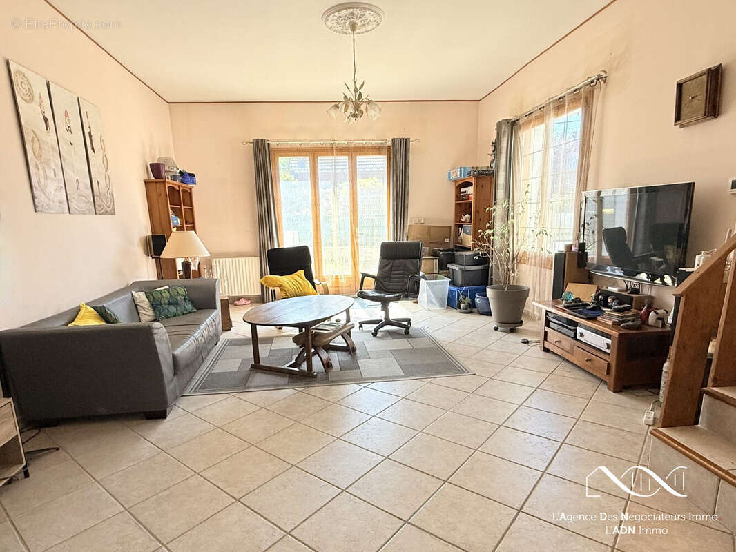 Maison à FAY-AUX-LOGES