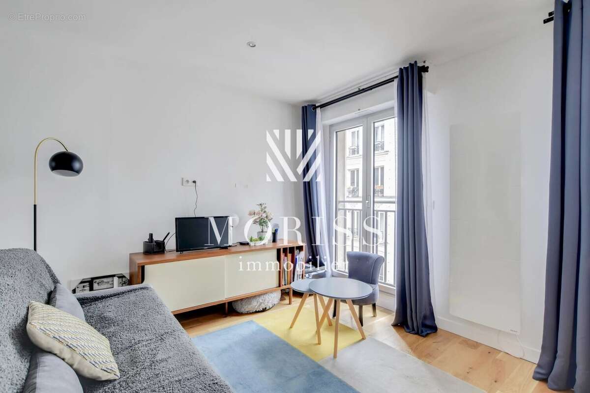 Appartement à PARIS-17E