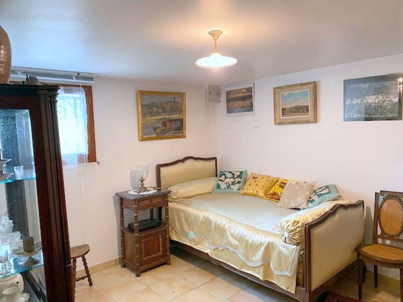 Maison à VILLENEUVE-L&#039;ARCHEVEQUE