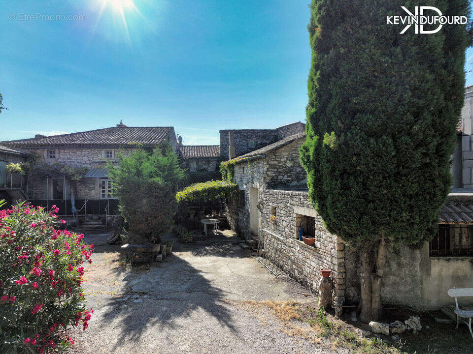 Maison à ORGNAC-L'AVEN