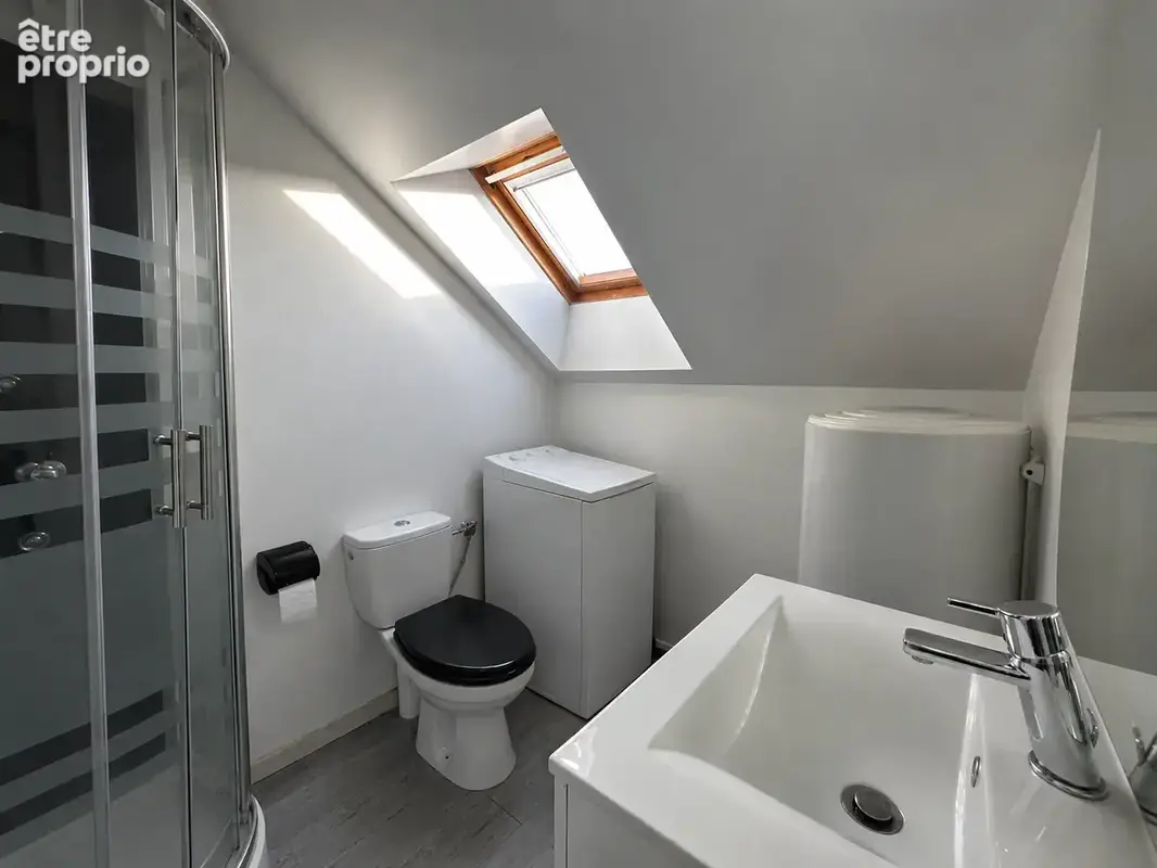 A vendre Lot de 8 studios Loués et Meublés - Secteur Rouelles - photo 7