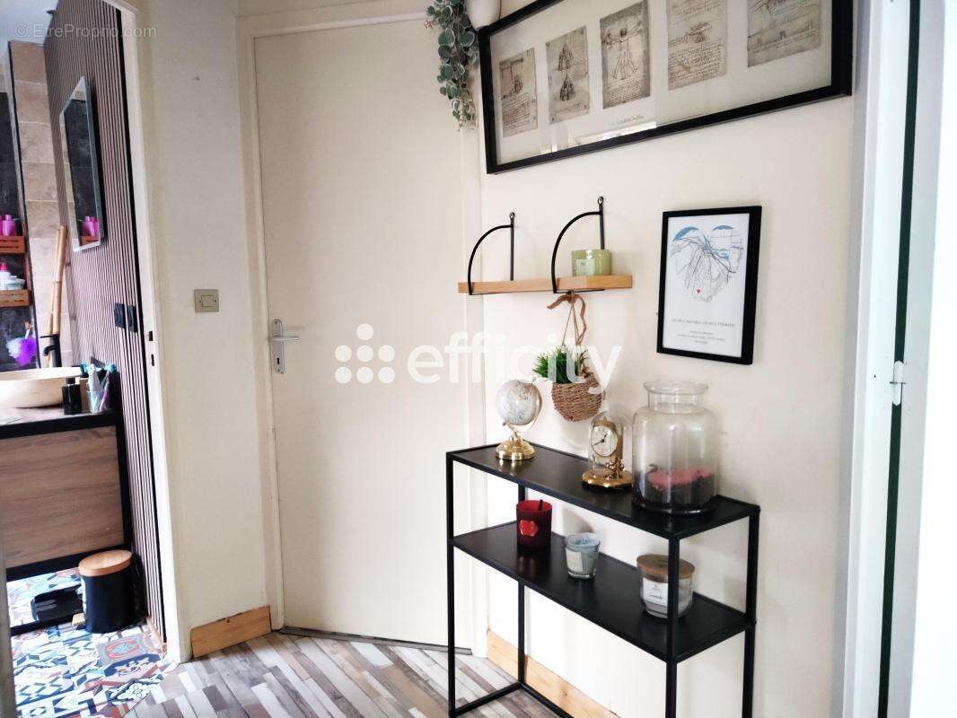 Maison à MOON-SUR-ELLE