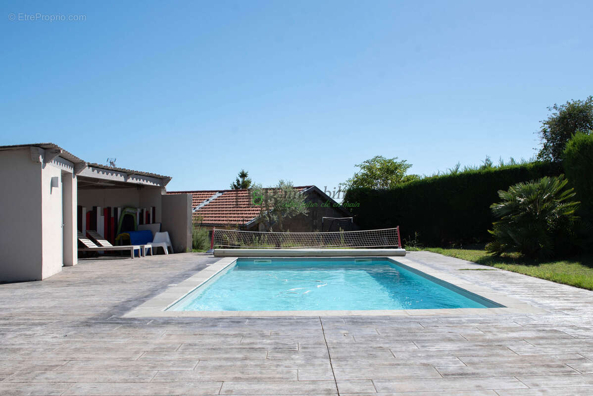 Maison à MARGES