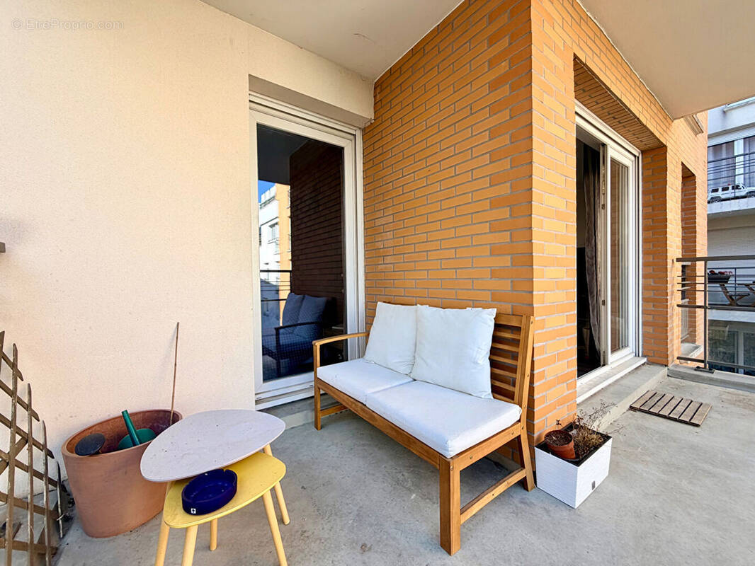 Appartement à NANTERRE