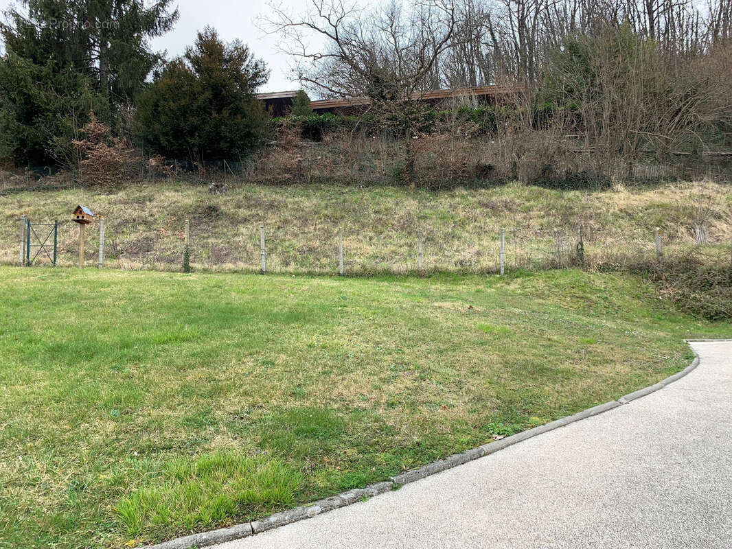 Maison à SAINT-CLAIR-DE-LA-TOUR