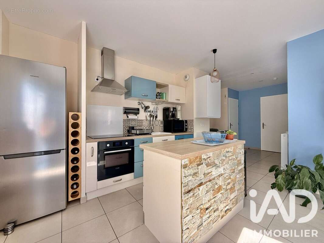 Appartement 64 m² à Villecresnes  - photo 3