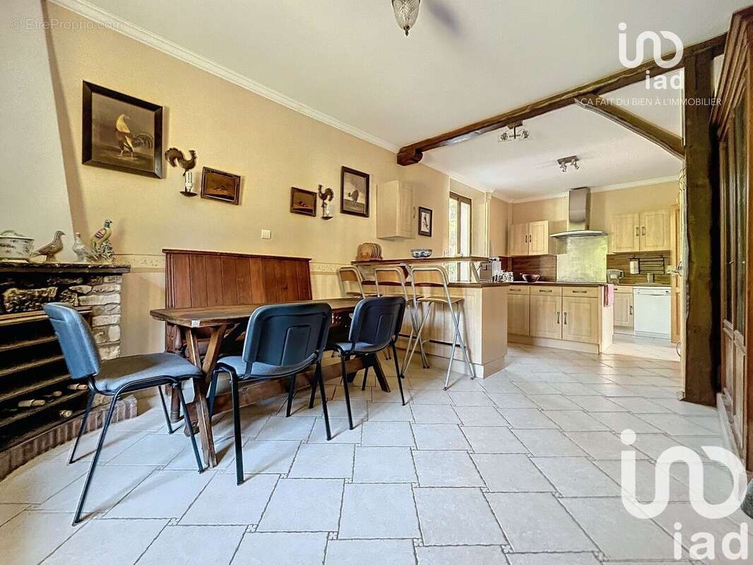 Photo 6 - Maison à POIGNY-LA-FORET