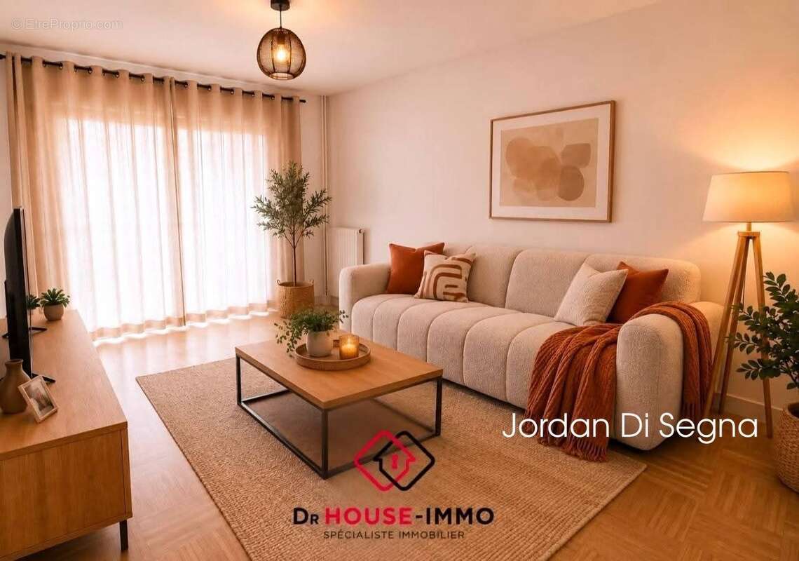 Appartement 67 m² à Toulon  - photo 1