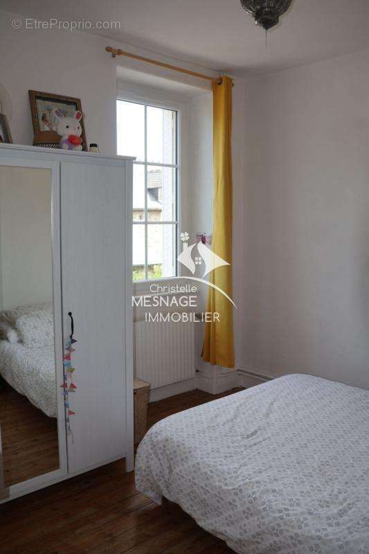À vendre chez Christelle Mesnage Immobilier, DINAN CENTRE-VI - photo 10