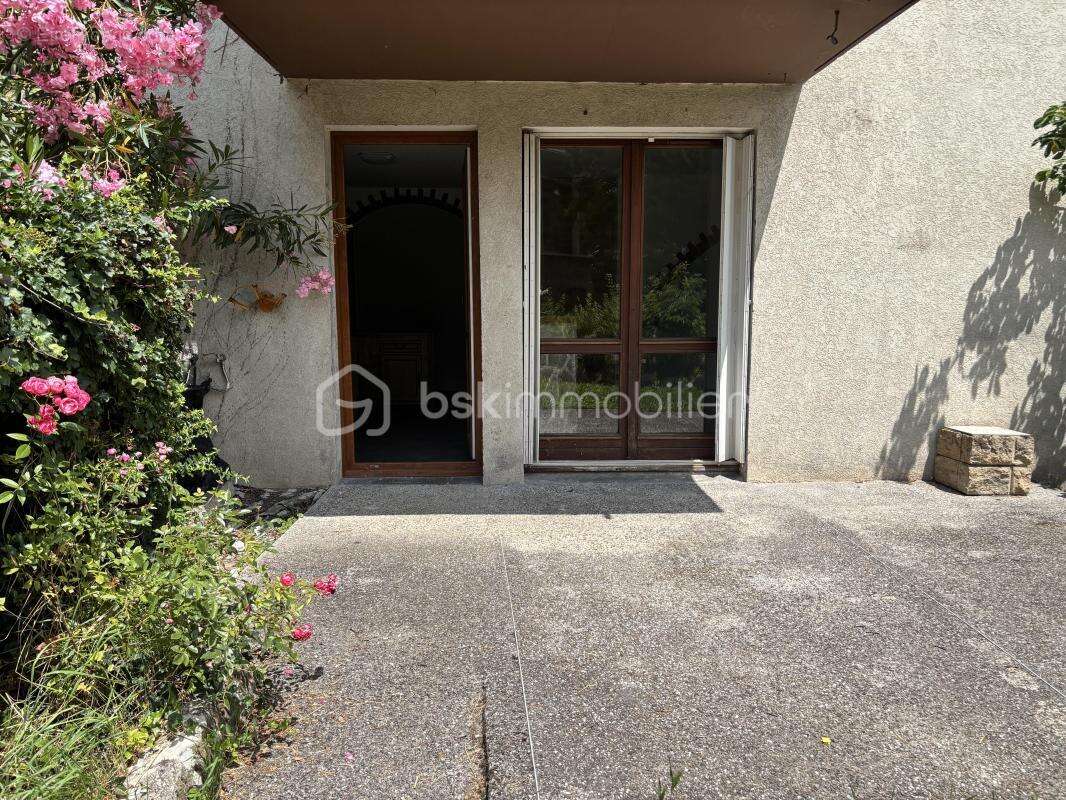 Appartement à CULOZ