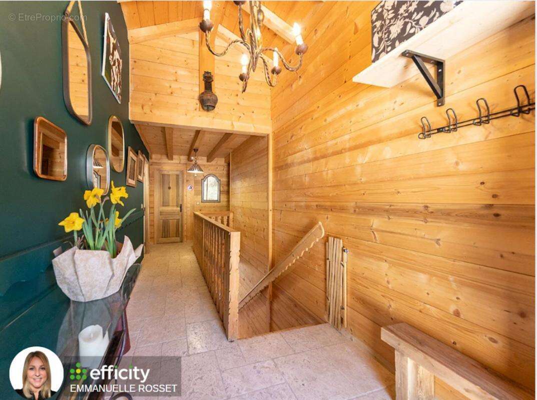 Maison à ESSERT-ROMAND