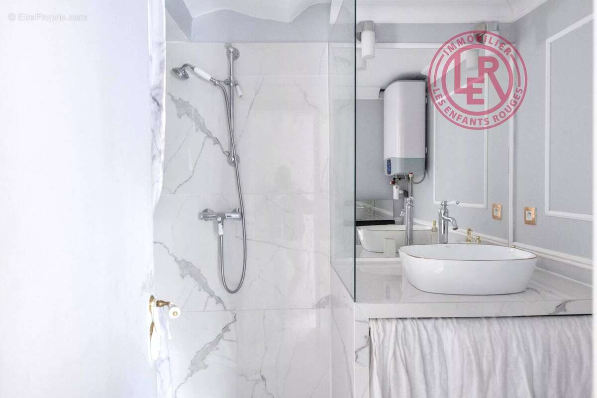 Appartement à PARIS-6E