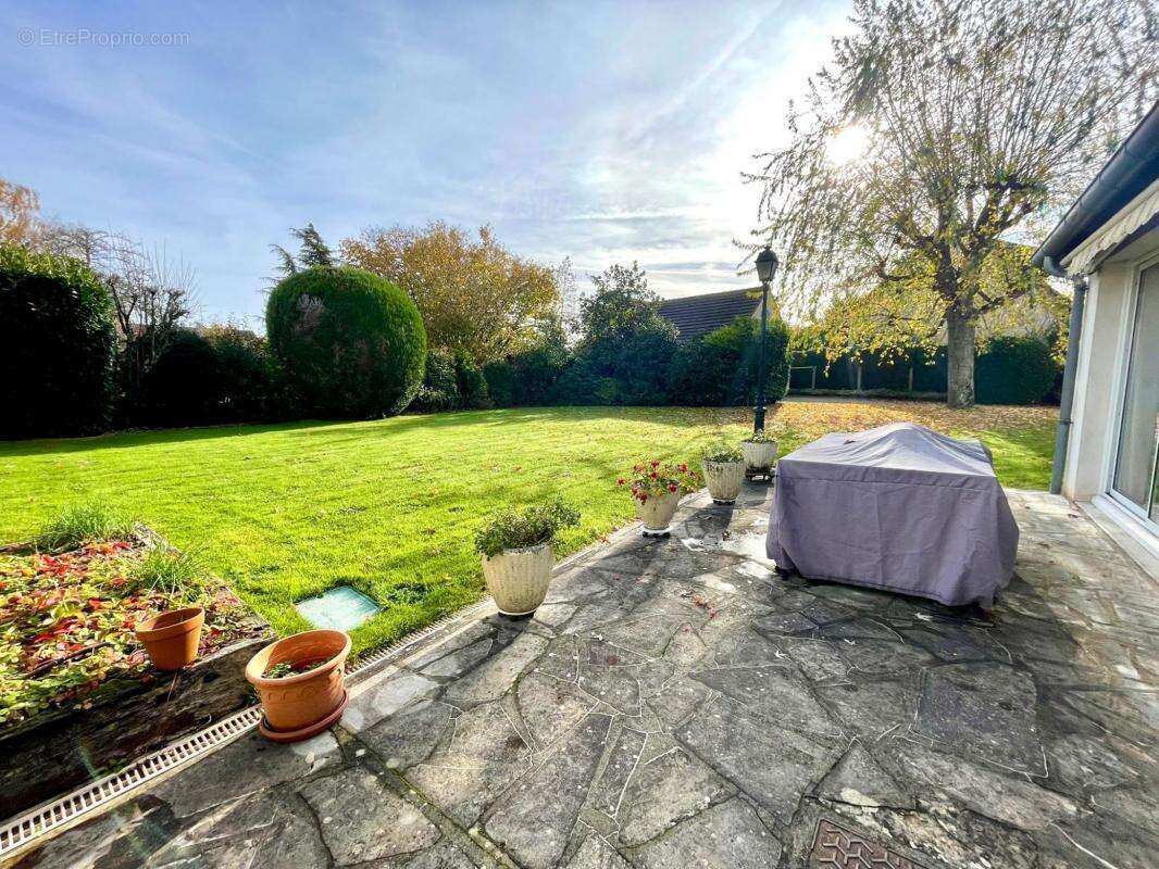 Maison à RAMBOUILLET