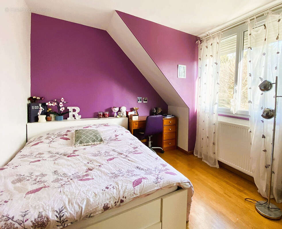 Maison à SAINT-JEAN-DE-BRAYE