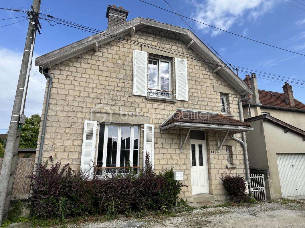 Maison  - 73 m² - 5 pièces - photo 20