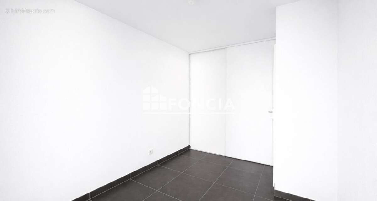 Appartement à JUVIGNAC
