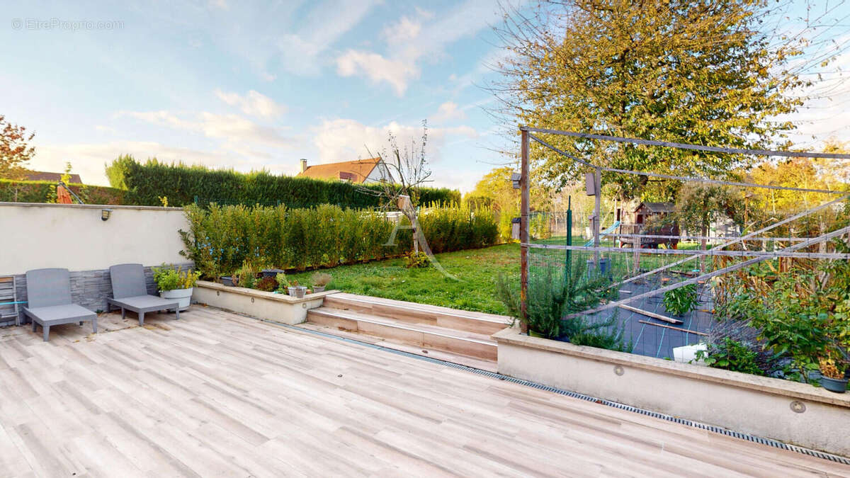 Maison familiale   4 chambres, avec dépendance et jardin - photo 19