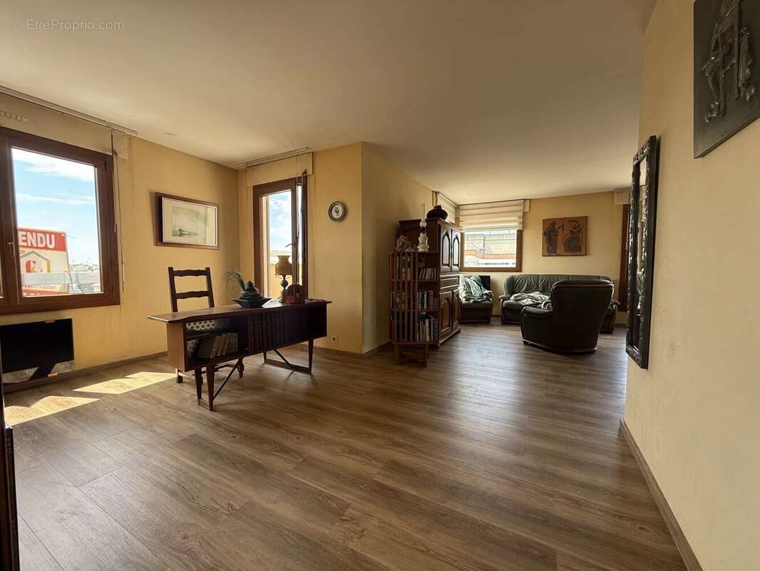 Appartement à CHELLES