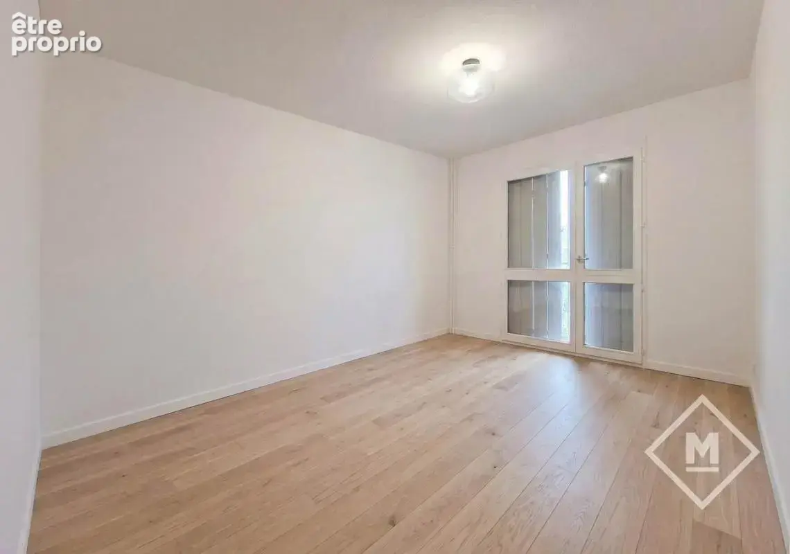 Appartement T4 de 91m² au 3ème étage à Marseille Saint Loup - Calme et Lumineux - photo 6