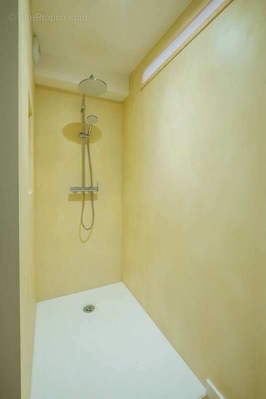 Maison à vendre 8 pièces LA ROCHE SUR YON (85) - photo 16