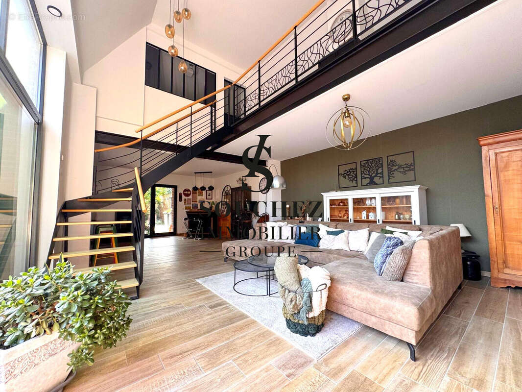 Maison à ACQ