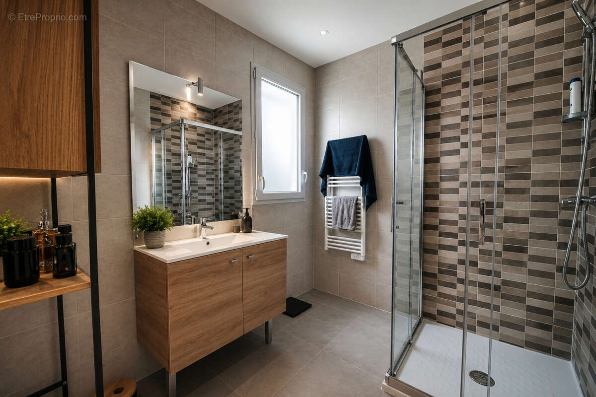 Appartement à MANDELIEU-LA-NAPOULE