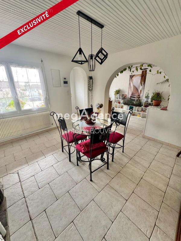 Maison à BOUZINCOURT