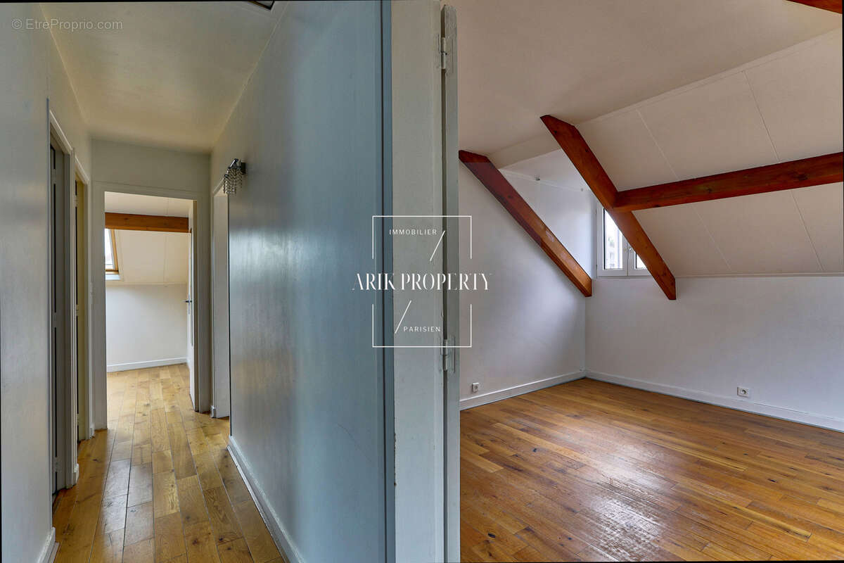 Appartement à CHARENTON-LE-PONT