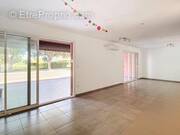 Photo 1 - Commerce à PERPIGNAN