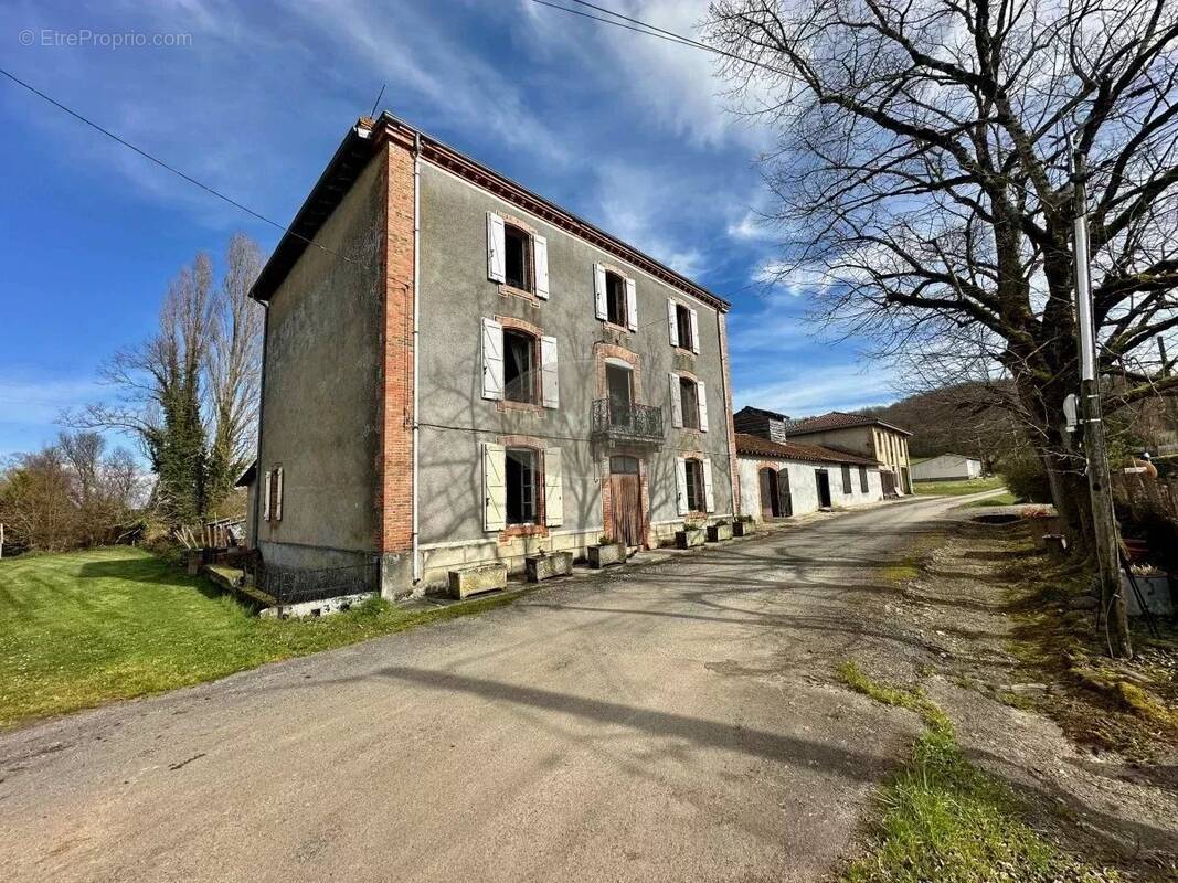 Maison à SAINT-PE-DELBOSC