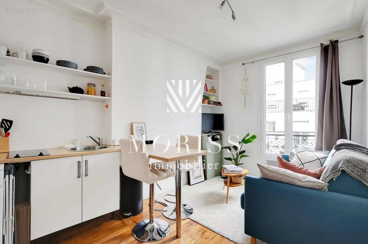 Appartement à PARIS-17E