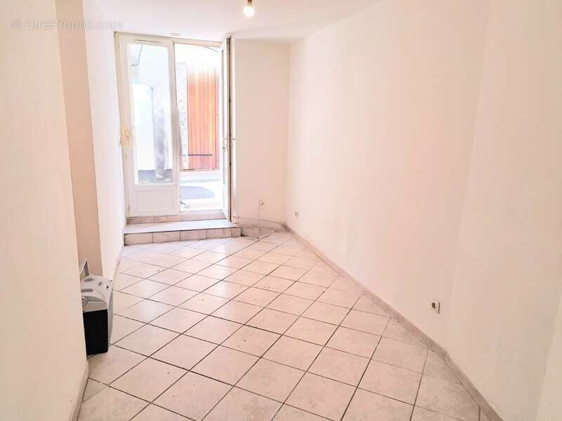 Appartement à TOURVES