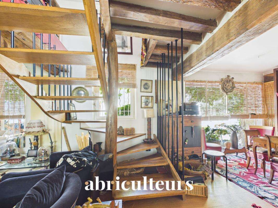 Maison Historique de Charme 103 m² – Cour Pavée & Terrasse – en vente à Le Pecq (78230) - photo 18