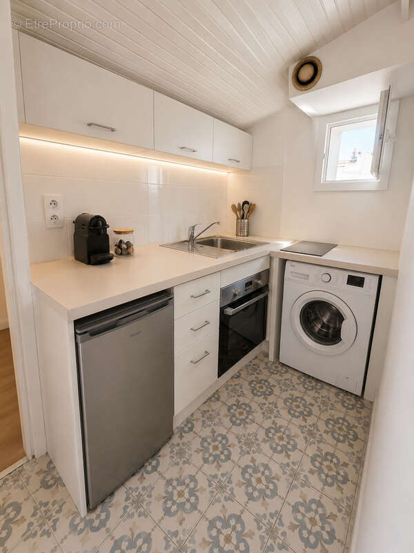 Studio à rénover - Rue Saint Charles - photo 4