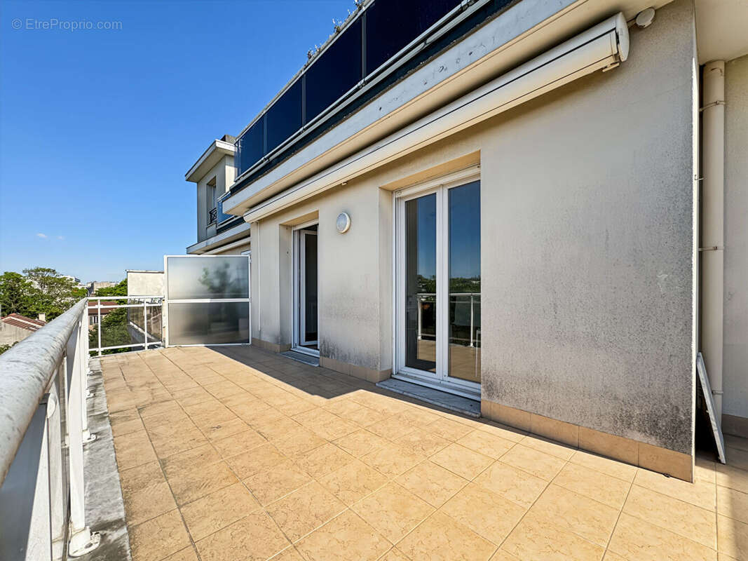 Appartement à ROSNY-SOUS-BOIS